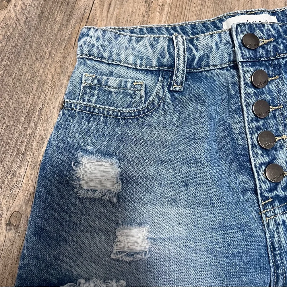 NWT Distressed Denim Shorts‎ by Nature Denim